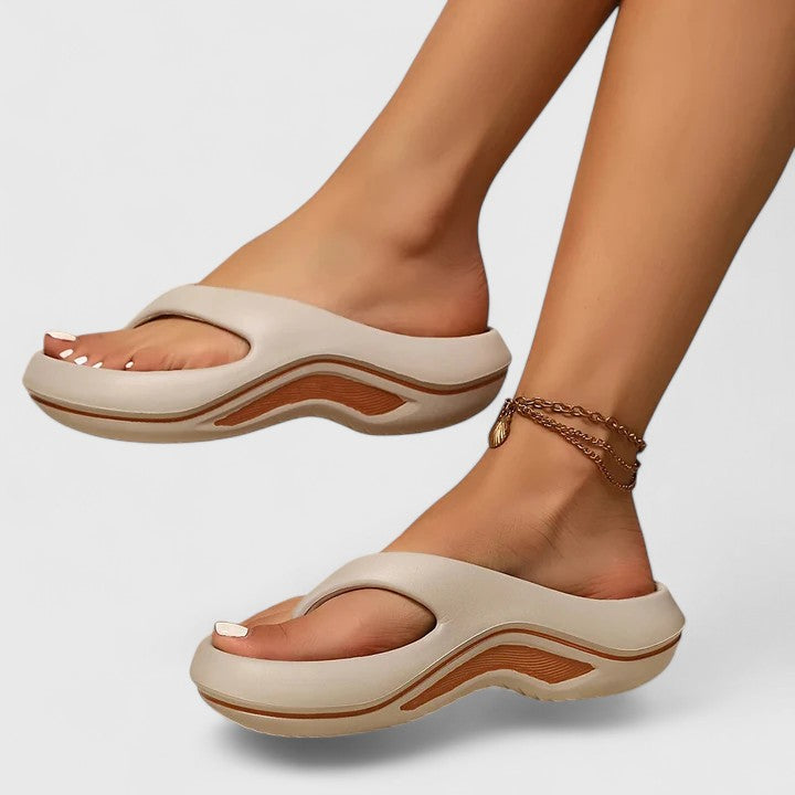 Juliette – Ortopediska Slip-in-sandaler