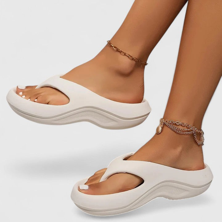 Juliette – Ortopediska Slip-in-sandaler