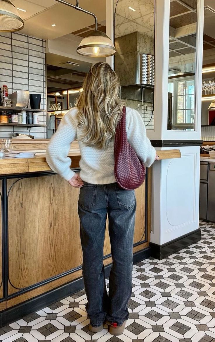 Elise | Flätad totebag i veganskt läder