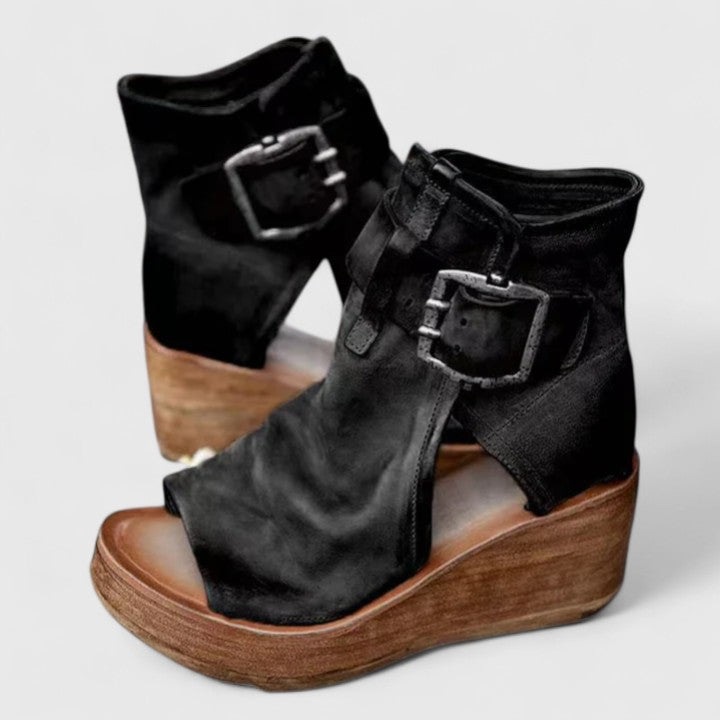 Jess – Ortopediska Kilklackssandaler