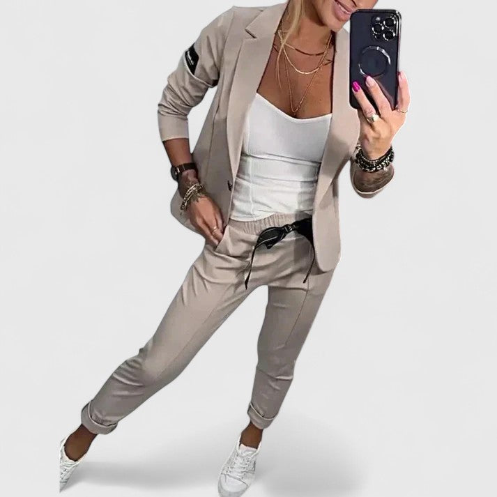 Kina – Elegant Tvådelat Set
