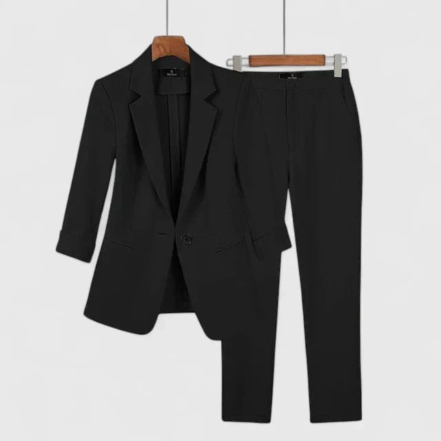 Nyvanna – Sofistikerad Blazer Set