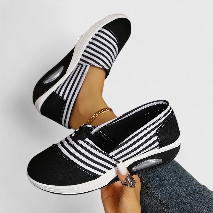 Julia – Ortopediska Sneakers