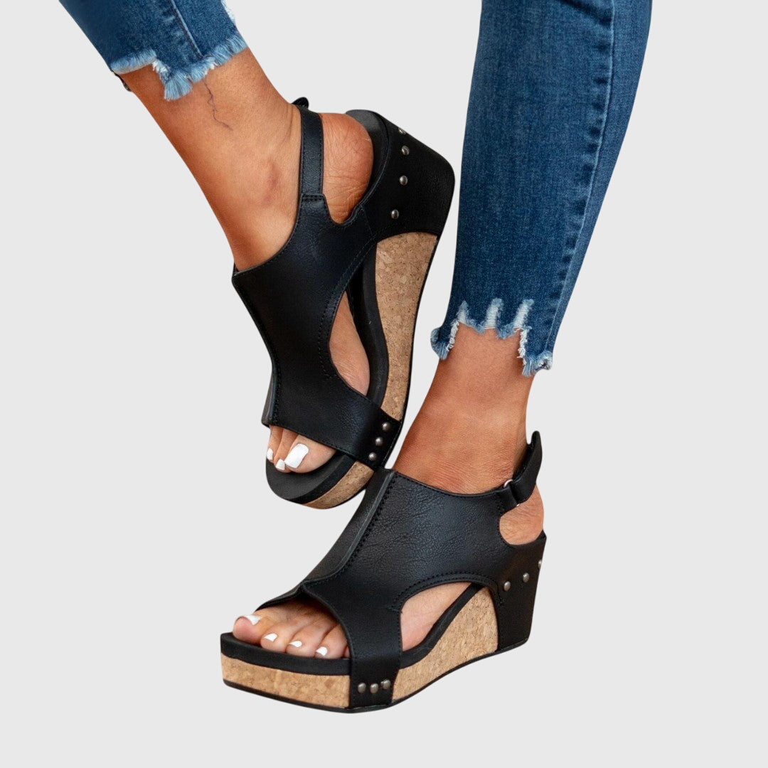 Adela – Ortopediska Sandaler