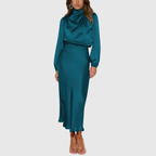 Maristella – Lyxig Satin Maxi Klänning
