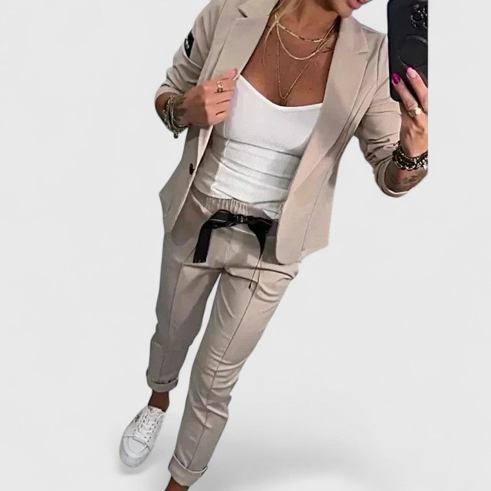 Kina – Elegant Tvådelat Set
