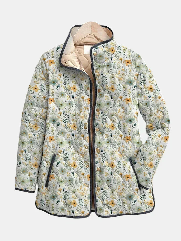 Brigitte | Quiltad jacka med lantligt blommönster