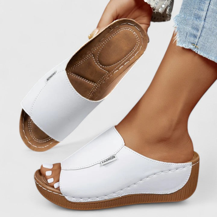 Celestria – Ortopediska Sandaler