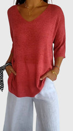 Cassandra – Elegant V-ringad topp