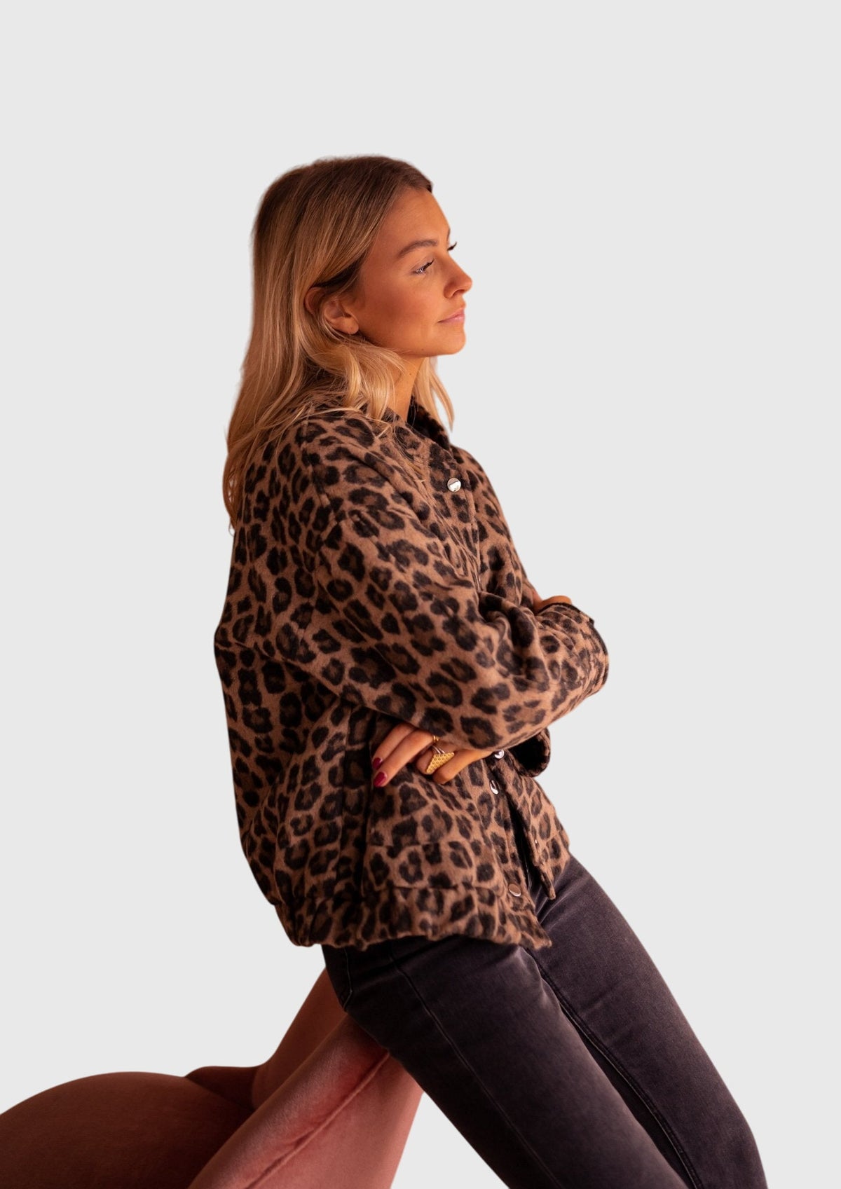 Elodie – Stilig Leopardmönstrad Jacka