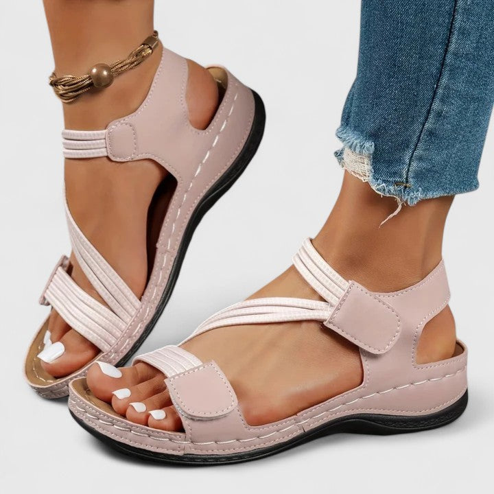 Sheina – Sofistikerade Sandaler