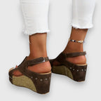 Mia – platåsandal i vintagestil