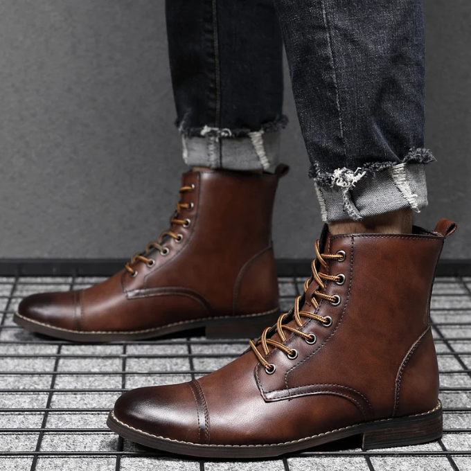 Polerade cityboots för herr