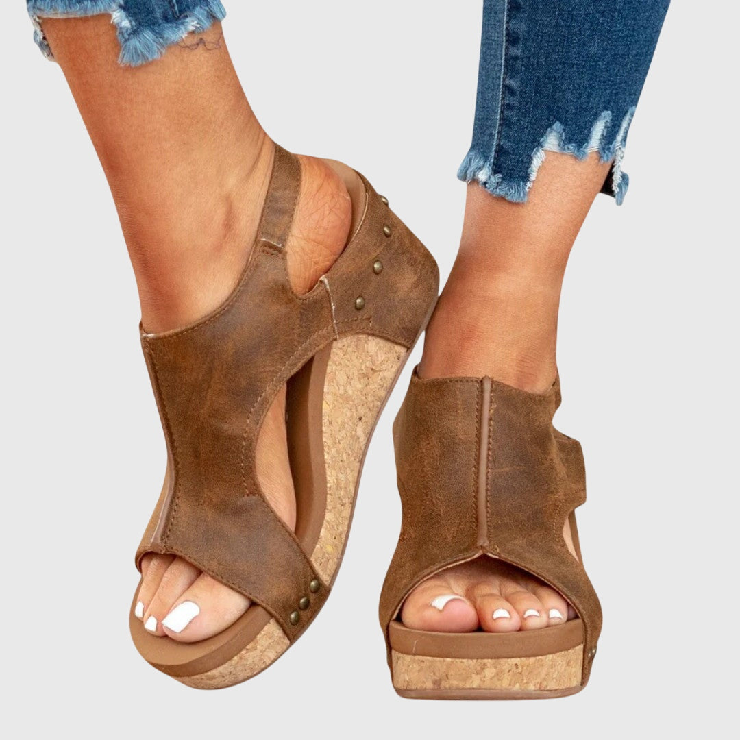 Adela – Ortopediska Sandaler