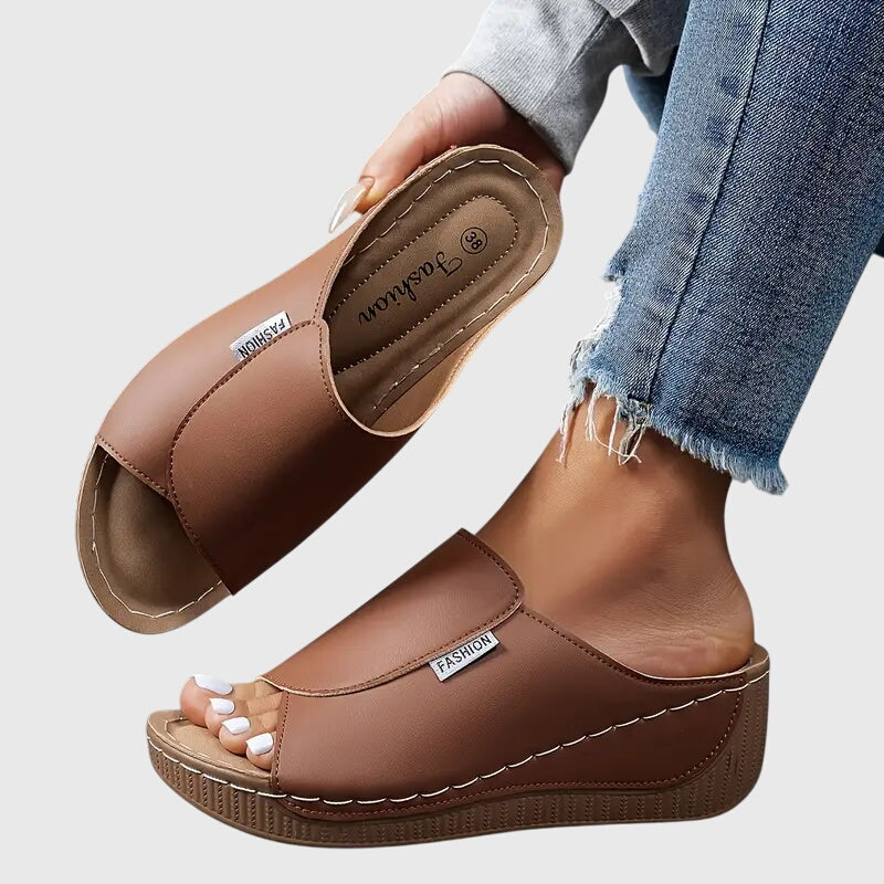 Esther – Stiliga Ortopediska Sandaler