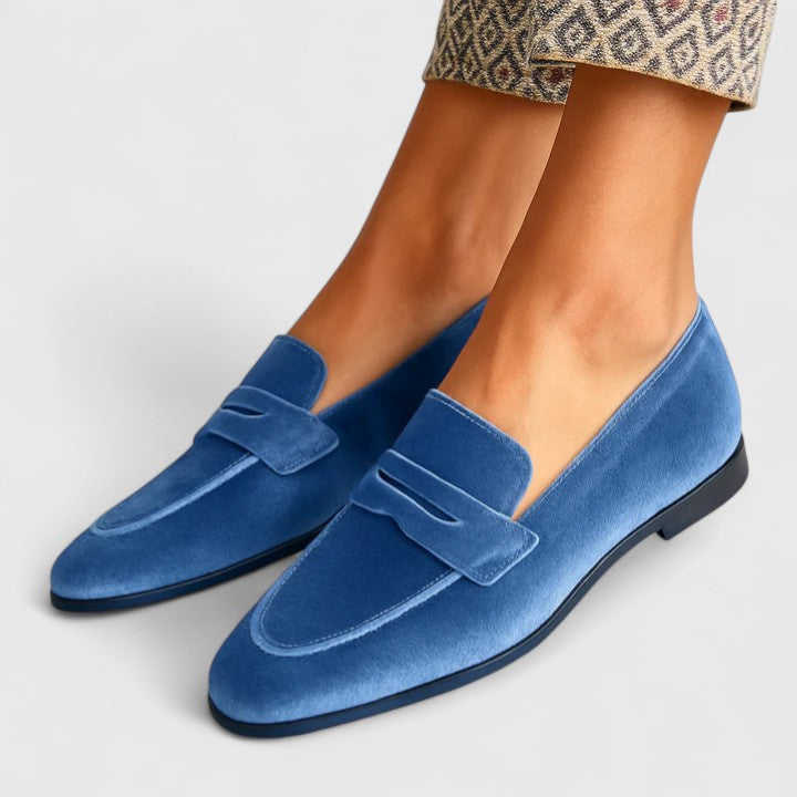 Threiza – Sofistikerade Loafers