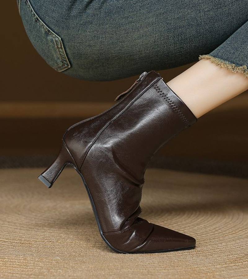 Eleganta ankelboots i läder med klack