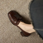 Élina | Loafers med tofsar och blockklack