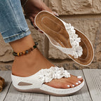 Élora | Bekväma sandaler med blomdetaljer