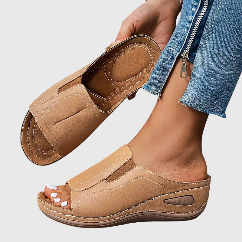 Aretha – Ortopediska Sandaler