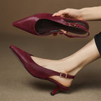 Delphine | Spetsiga slingback-pumps