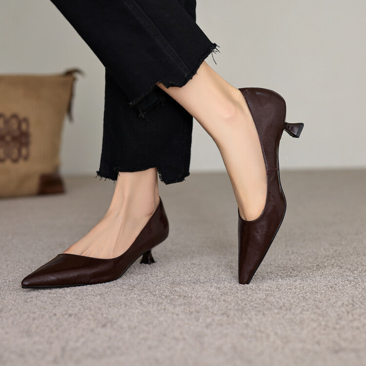 Mathilde | Smala pumps med låg klack