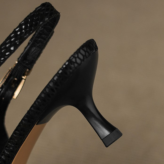 Delphine | Spetsiga slingback-pumps