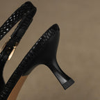 Delphine | Spetsiga slingback-pumps