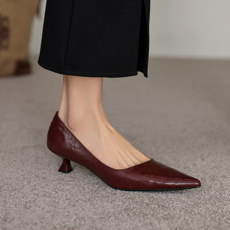 Mathilde | Smala pumps med låg klack