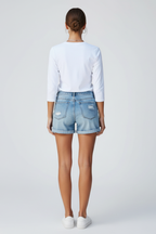 Charlotte – Damens Casual Shorts med Sliten Franskant