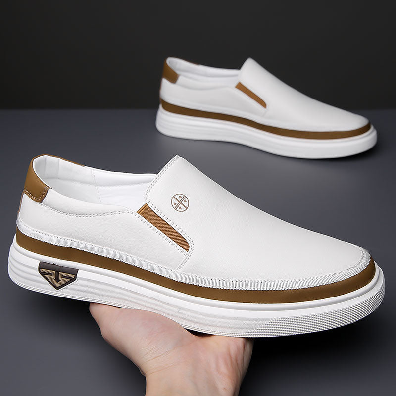 Lätta minimalistiska slip-ons