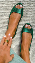 Michèle | Platta sandaler med metallisk finish