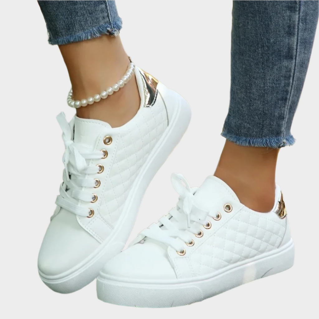 Moderna sneakers med sydd struktur och detaljer