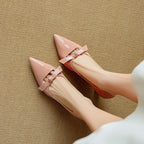 Margot | Lackpumps med perforerad rosett