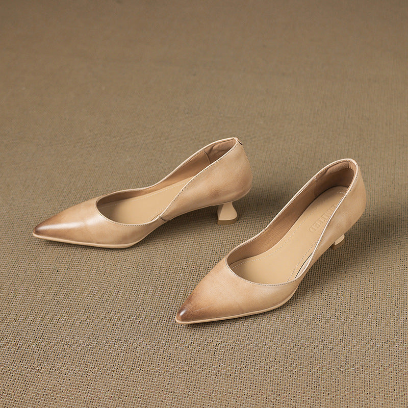 Véronique | Bekväma spetsiga pumps