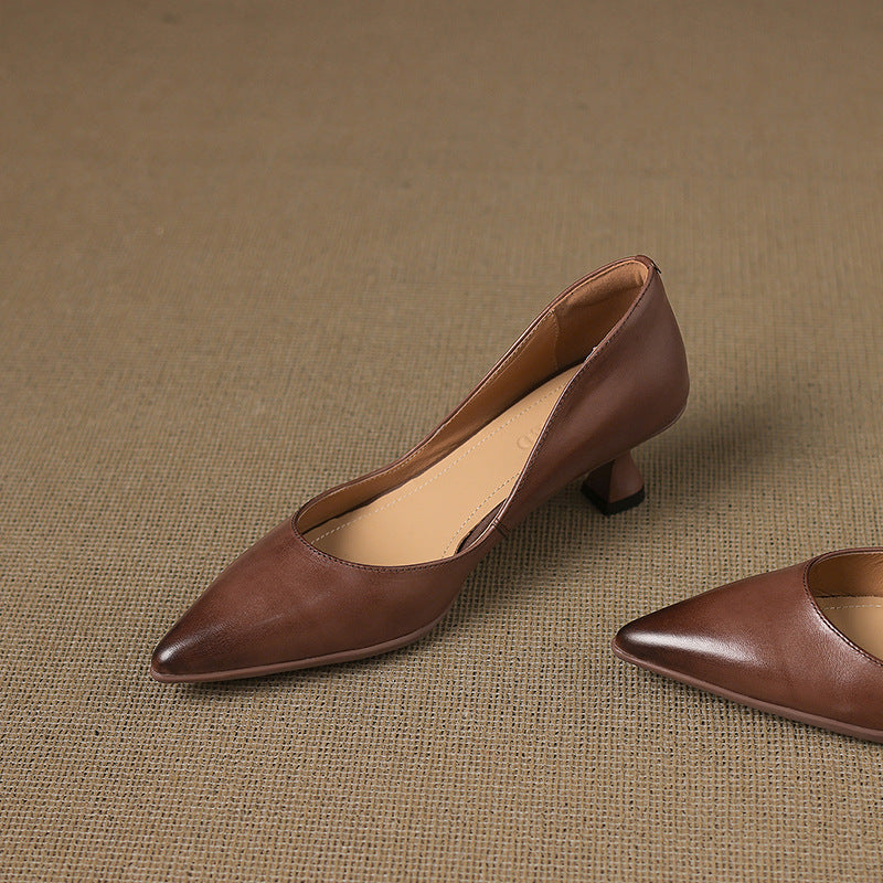 Véronique | Bekväma spetsiga pumps