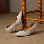 Lucie | Smala pumps i läder
