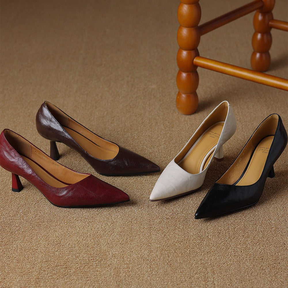 Lucie | Smala pumps i läder