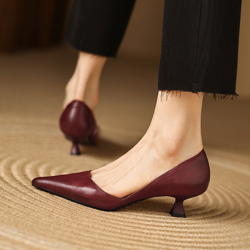 Nathalie | Pumps i läder med låg klack