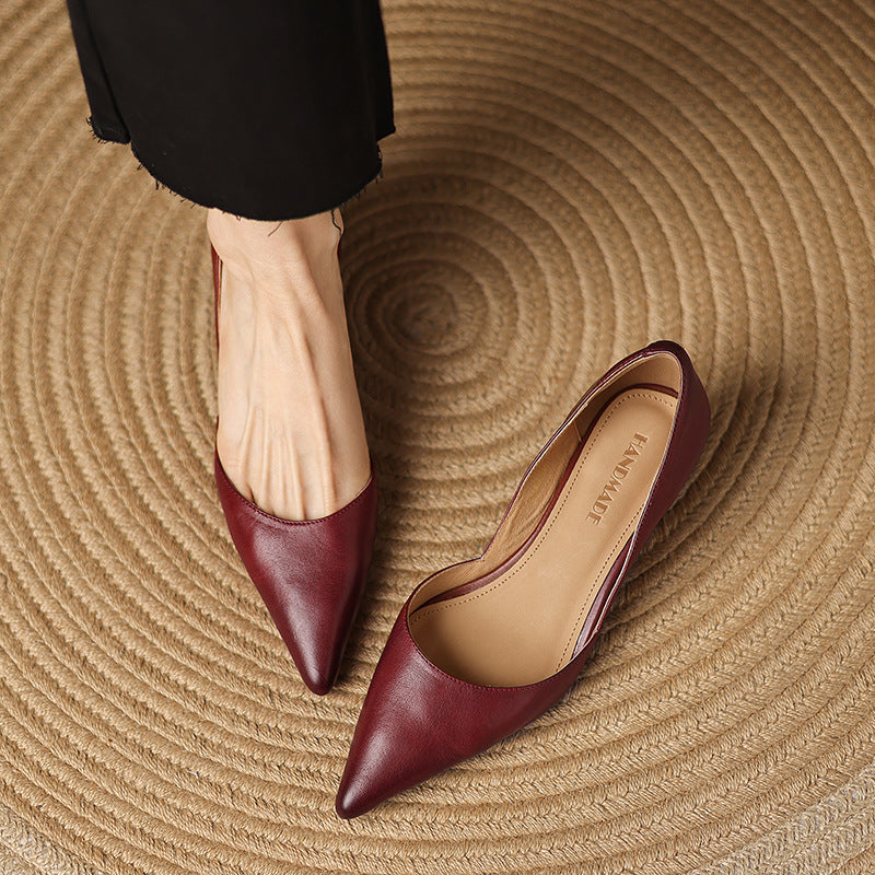 Nathalie | Pumps i läder med låg klack
