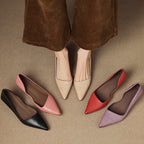 Manon | Pumps i läder med kitten heel