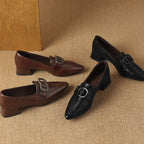 Colette | Spetsiga pumps med dekor