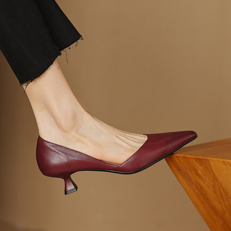 Nathalie | Pumps i läder med låg klack