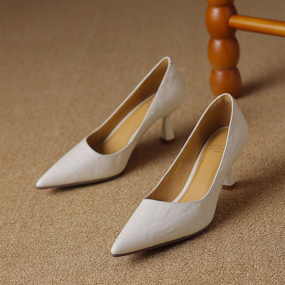 Lucie | Smala pumps i läder