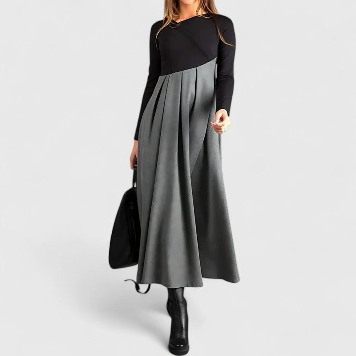 Revaline – Elegant Klänning