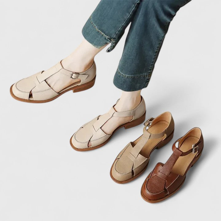 Manon | Stängda sandaler med T-rem