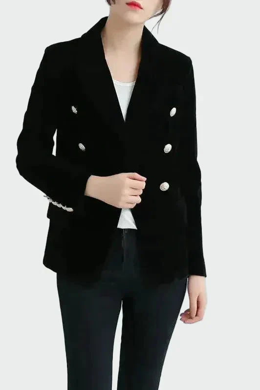Réka – elegant kappa