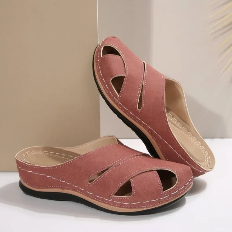 Kirra – Vardagliga Ortopediska Sandaler