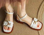 Amara – Platta Sandaler Med Spänne