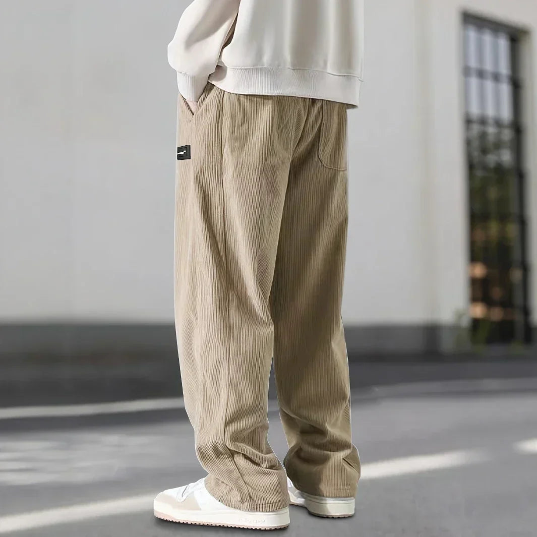 Mjuka manchesterbyxor med stretch